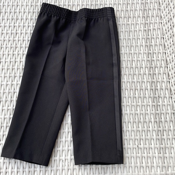 Boys Formal Tuxedo with Tail in Black Size XL - Picture 3 of 15